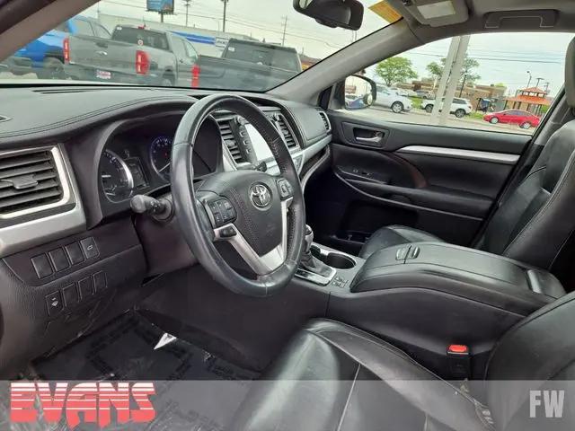 2016 Toyota Highlander XLE V6