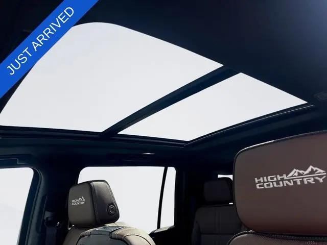2026 Chevrolet Suburban High Country, 4WD