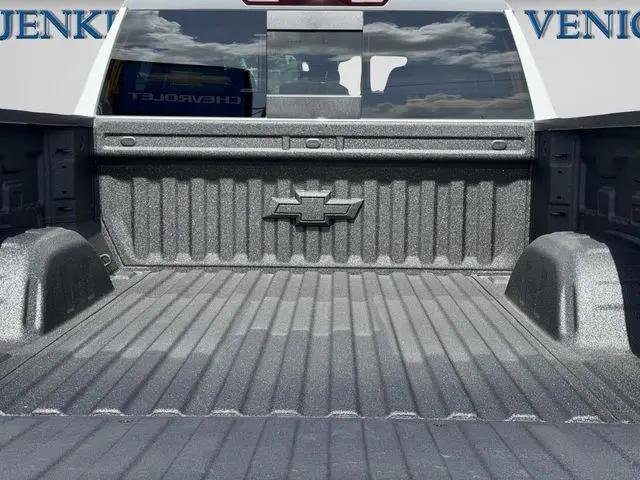 2026 Chevrolet Silverado 1500 4WD Crew Cab Short Bed RST