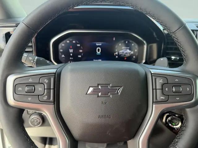 2026 Chevrolet Silverado 1500 4WD Crew Cab Short Bed RST