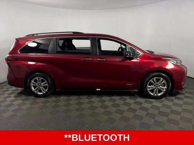 2021 Toyota Sienna XSE