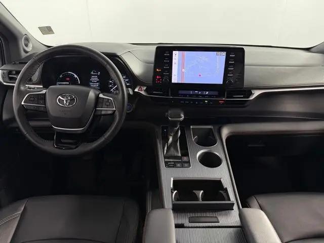 2021 Toyota Sienna XSE
