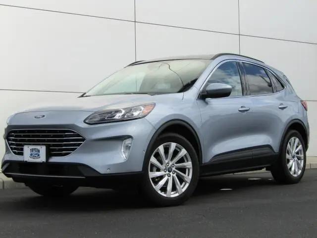 2022 Ford Escape Titanium