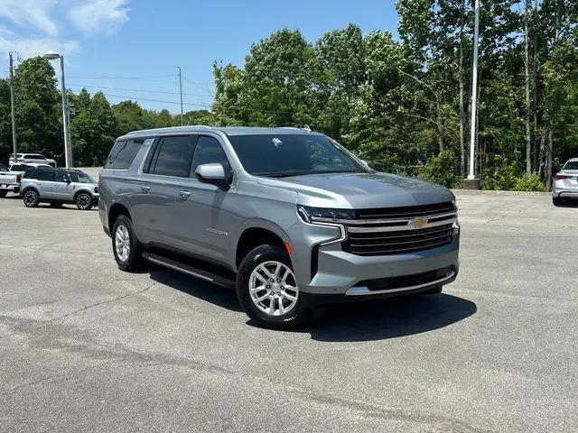 2024 Chevrolet Suburban 4WD LT