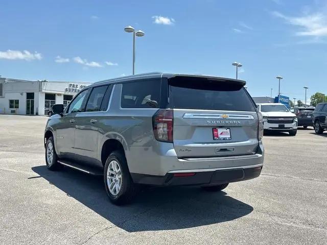 2024 Chevrolet Suburban 4WD LT