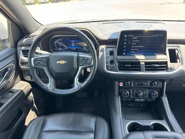 2024 Chevrolet Suburban 4WD LT