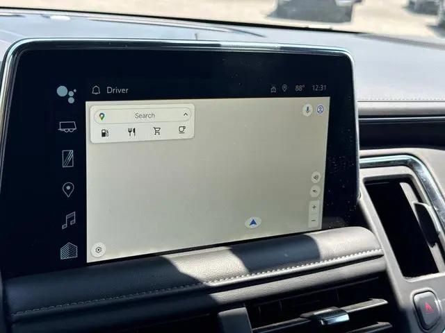 2024 Chevrolet Suburban 4WD LT