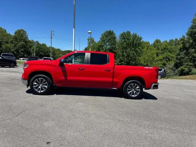 2024 Chevrolet Silverado 1500 4WD Crew Cab Short Bed LT with 2FL