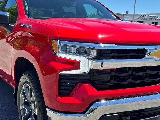 2024 Chevrolet Silverado 1500 4WD Crew Cab Short Bed LT with 2FL