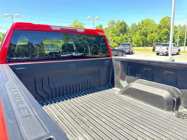 2024 Chevrolet Silverado 1500 4WD Crew Cab Short Bed LT with 2FL