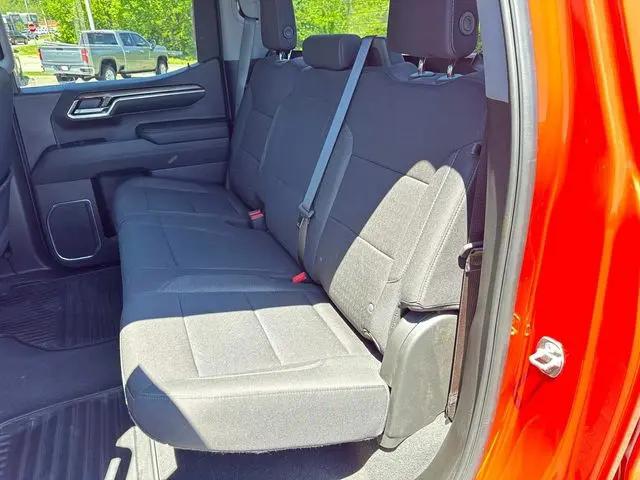 2024 Chevrolet Silverado 1500 4WD Crew Cab Short Bed LT with 2FL