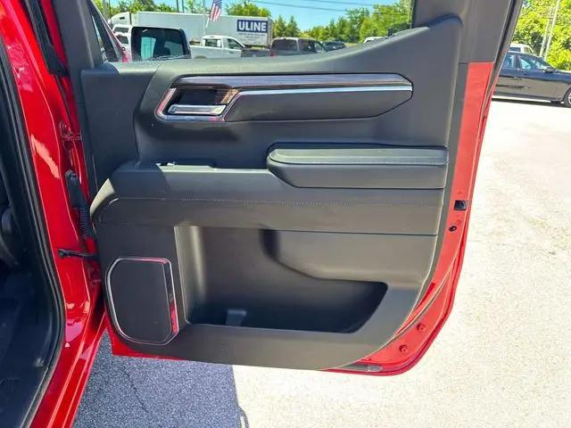 2024 Chevrolet Silverado 1500 4WD Crew Cab Short Bed LT with 2FL
