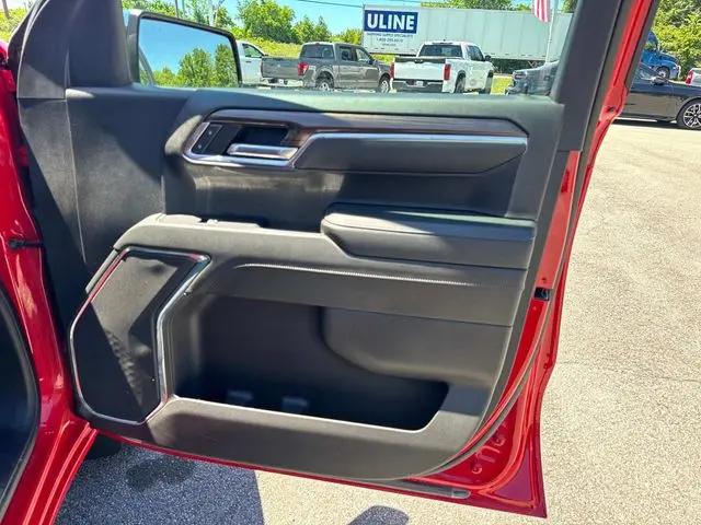 2024 Chevrolet Silverado 1500 4WD Crew Cab Short Bed LT with 2FL