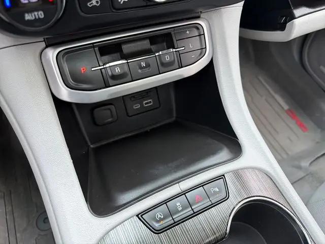 2021 GMC Acadia FWD SLT