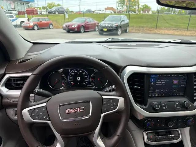2021 GMC Acadia FWD SLT