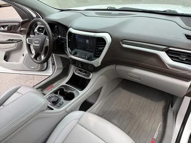 2021 GMC Acadia FWD SLT