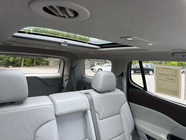 2021 GMC Acadia FWD SLT