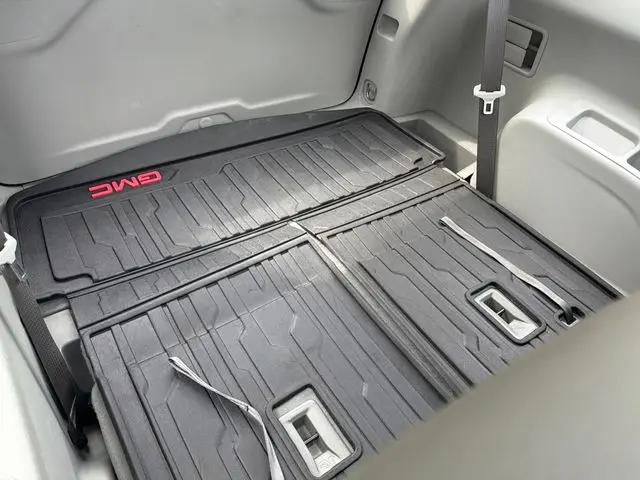 2021 GMC Acadia FWD SLT