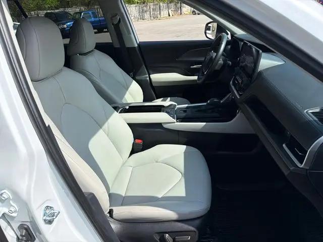 2025 Toyota Grand Highlander Hybrid XLE
