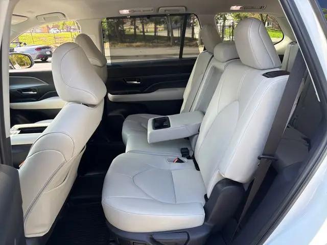 2025 Toyota Grand Highlander Hybrid XLE