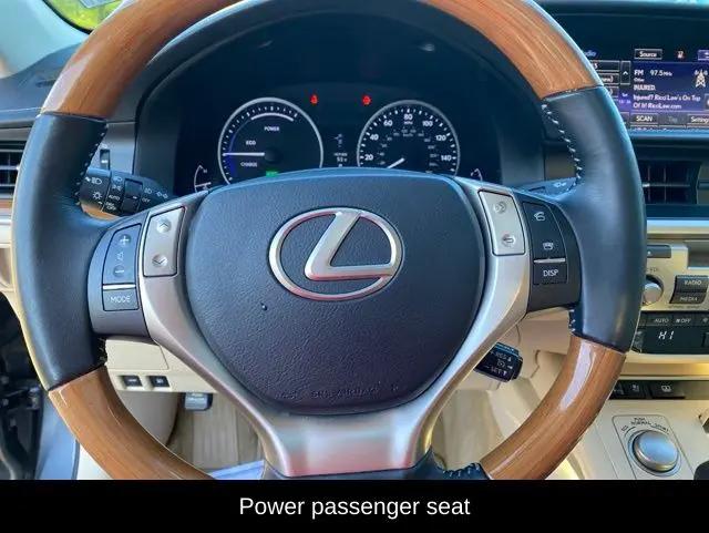 2015 Lexus ES 300h ES 300h