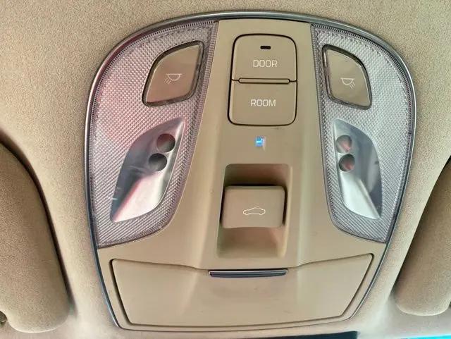 2014 Hyundai Equus Signature