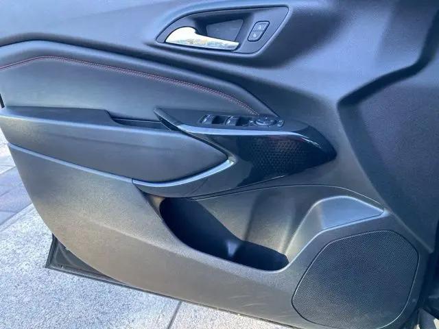 2025 Chevrolet Trax FWD 2RS