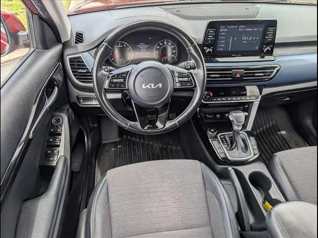 2023 Kia Seltos S
