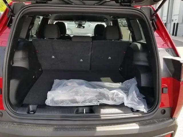 2026 Jeep Cherokee Laredo 4x4