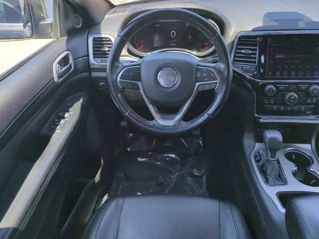 2019 Jeep Grand Cherokee Laredo E 4x2