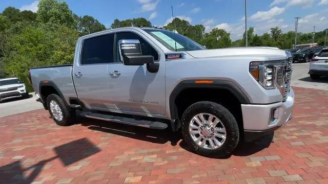 2020 GMC Sierra 2500HD 4WD Crew Cab Standard Bed Denali