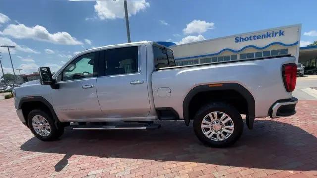 2020 GMC Sierra 2500HD 4WD Crew Cab Standard Bed Denali