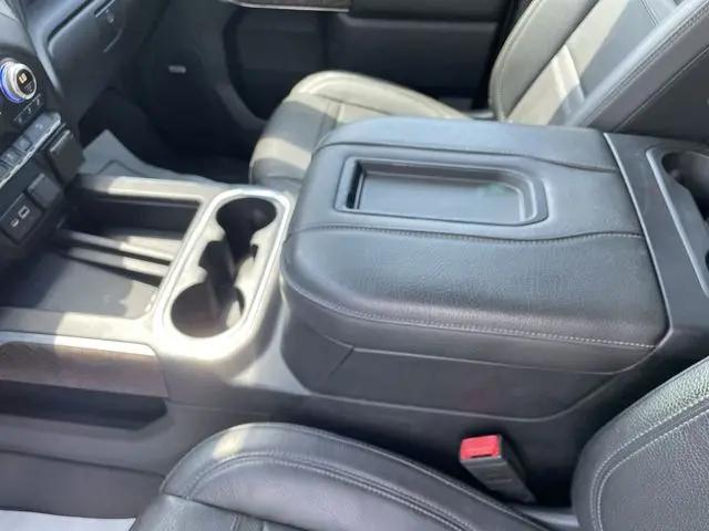 2020 GMC Sierra 2500HD 4WD Crew Cab Standard Bed Denali