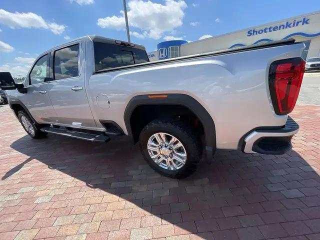 2020 GMC Sierra 2500HD 4WD Crew Cab Standard Bed Denali