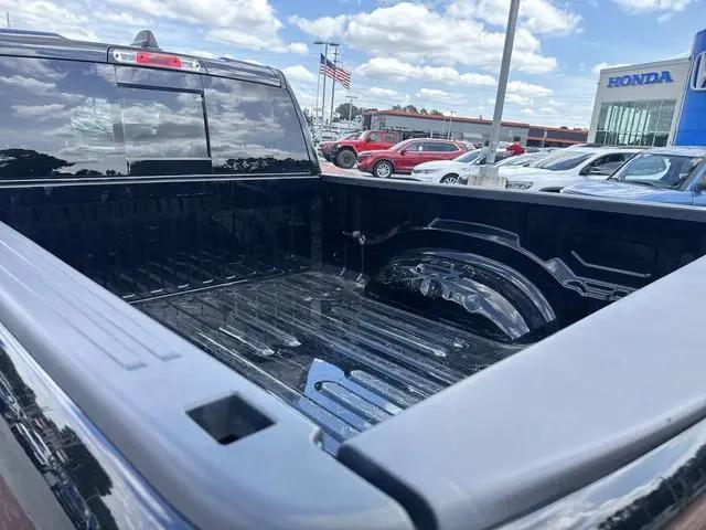 2025 Ram 1500 Tradesman Quad Cab 4x2 6'4" Box