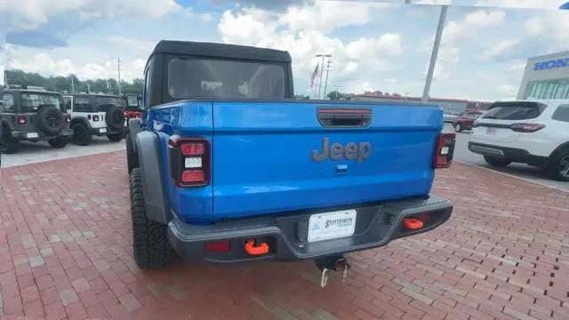 2021 Jeep Gladiator Sport