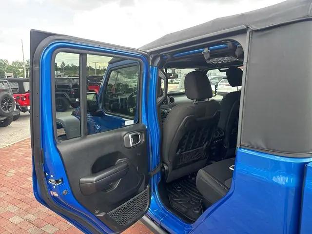 2021 Jeep Gladiator Sport