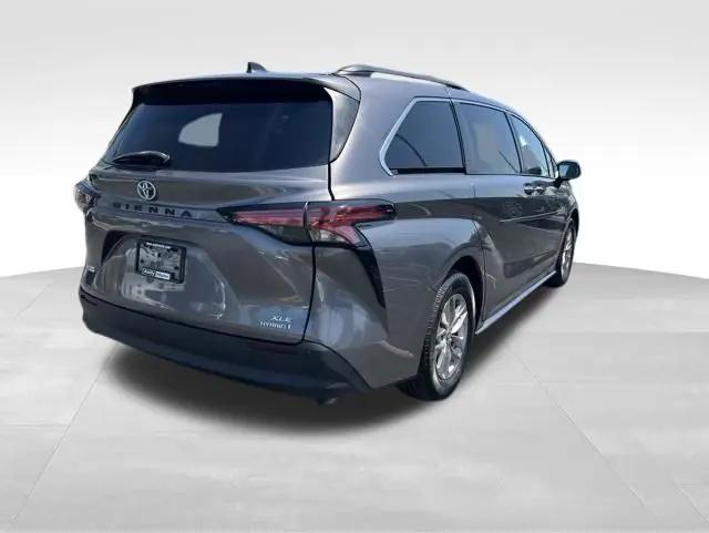 2022 Toyota Sienna XLE
