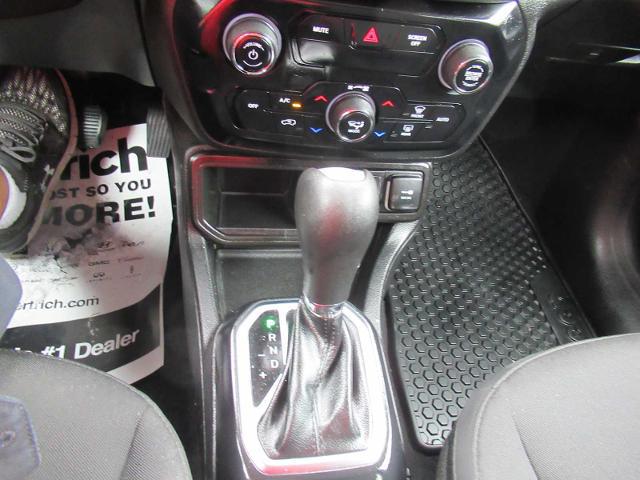 2020 Jeep Renegade Altitude FWD