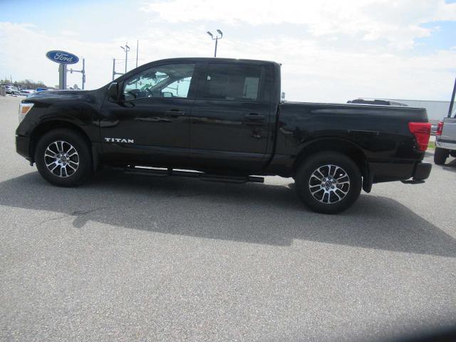 2023 Nissan Titan Crew Cab SV 4x4