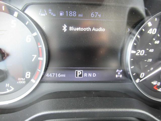 2023 Nissan Titan Crew Cab SV 4x4