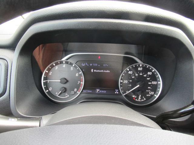 2023 Nissan Titan Crew Cab SV 4x4