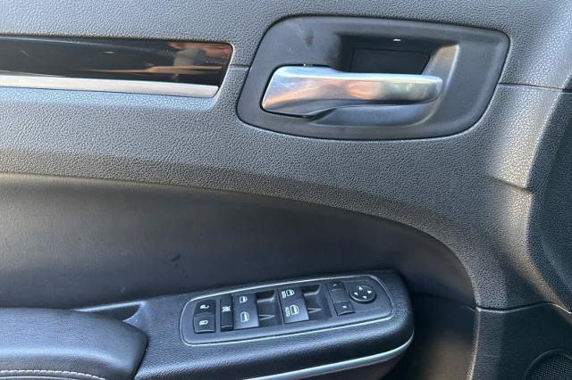 2022 Chrysler 300 S