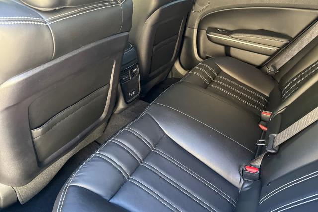2022 Chrysler 300 S