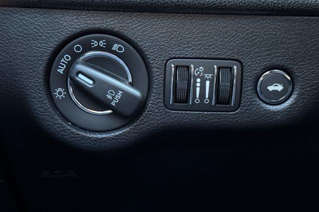 2022 Chrysler 300 S
