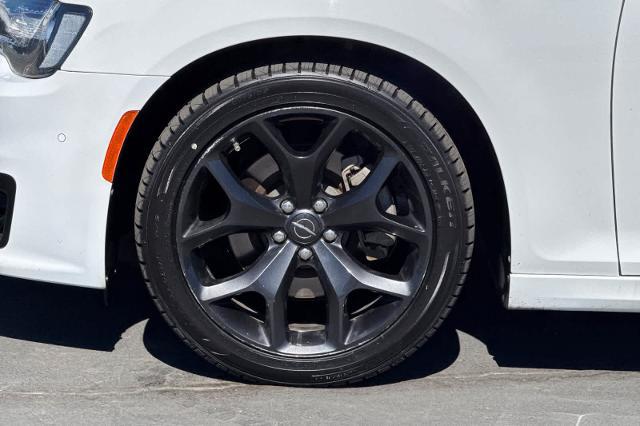 2022 Chrysler 300 S
