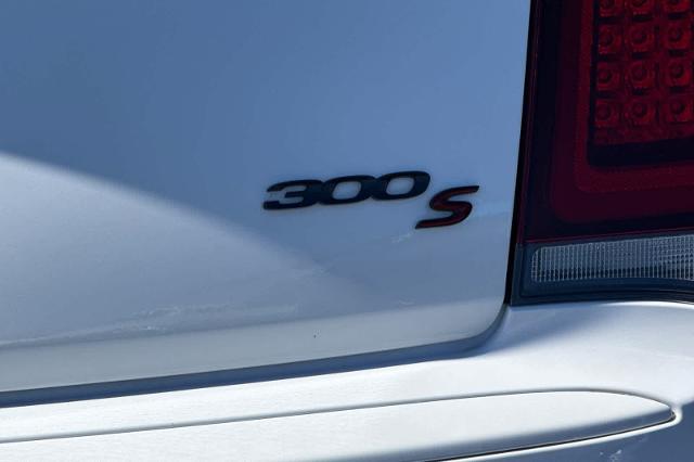 2022 Chrysler 300 S