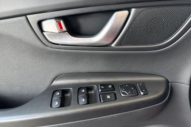 2023 Hyundai Kona Limited