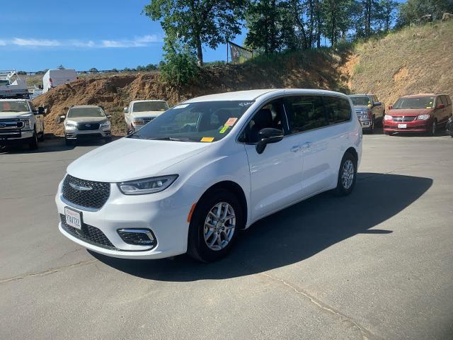 2025 Chrysler Pacifica Select for sale in Sonora, CA