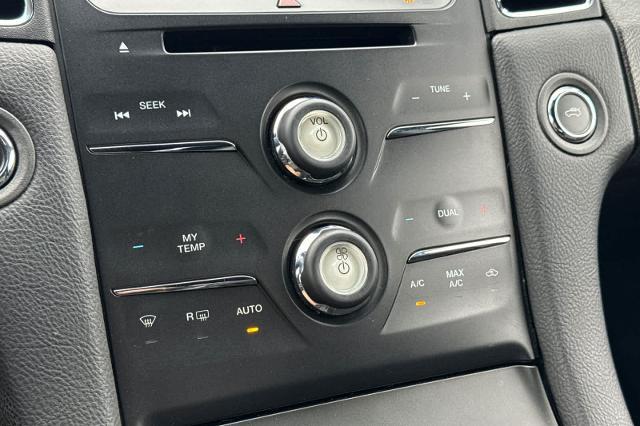 2017 Ford Taurus SEL